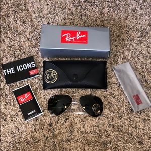 ❌SOLD❌Ray Ban Aviator Classic sunglasses